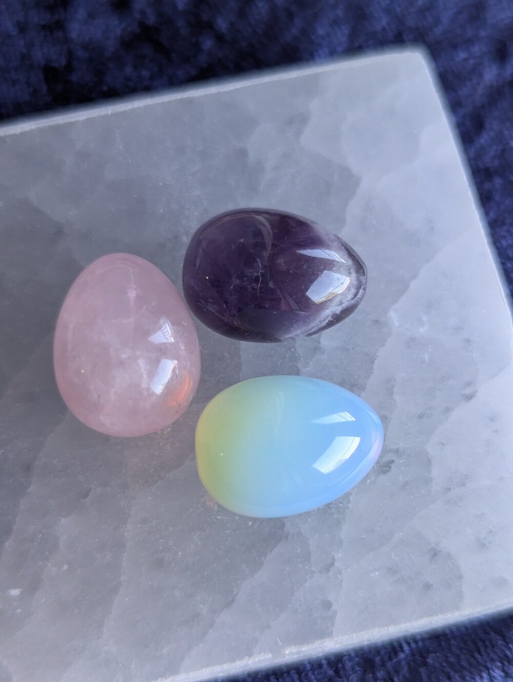 CRYSTAL EGG TRiO 🩷 3 set ROSE QUARTZ Amethyst Opalite mini stone 💜 Pocket Gems